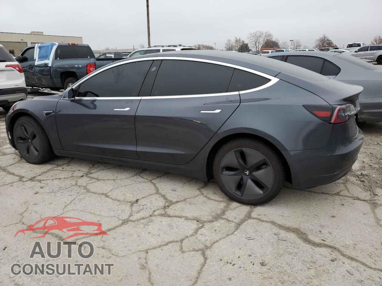 TESLA MODEL 3 2018 - 5YJ3E1EB0JF093104