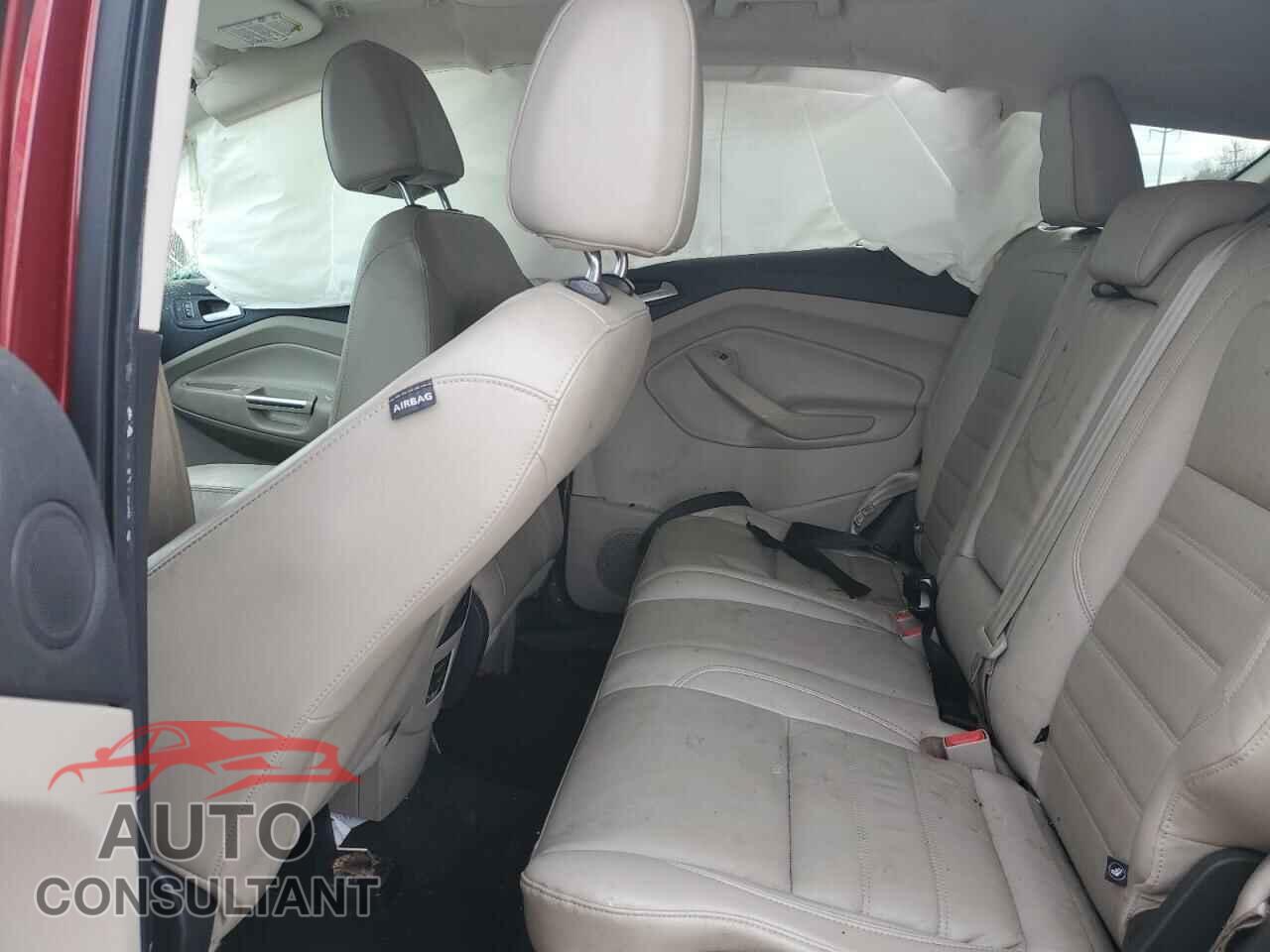 FORD ESCAPE 2017 - 1FMCU0J99HUB00855