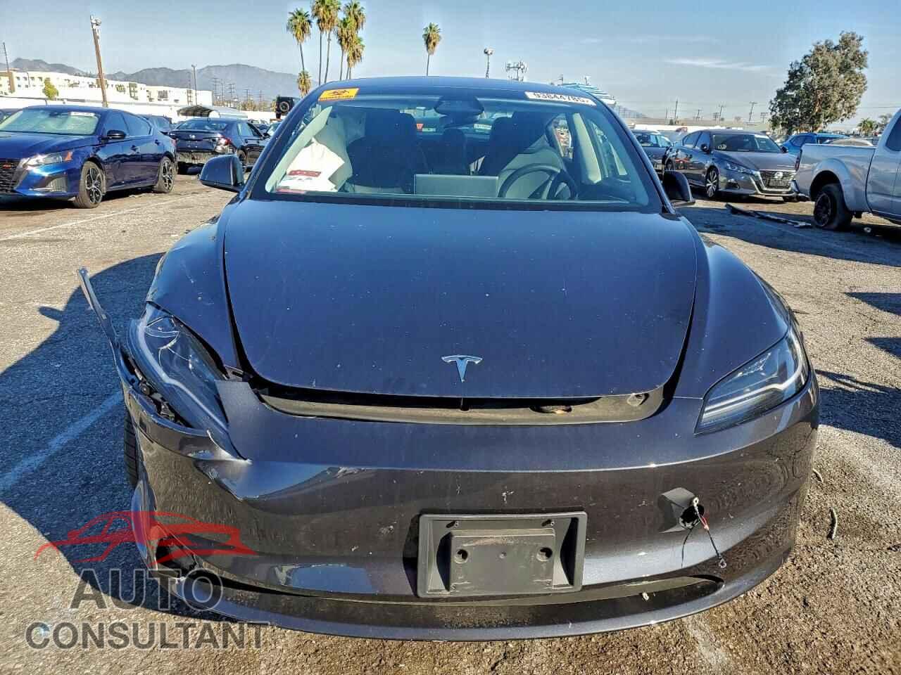 TESLA MODEL 3 2025 - 5YJ3E1EA2SF943078