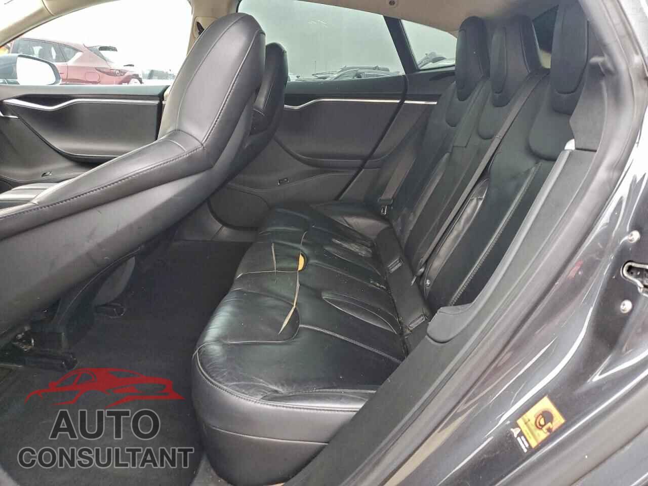 TESLA MODEL S 2015 - 5YJSA1S19FF099526