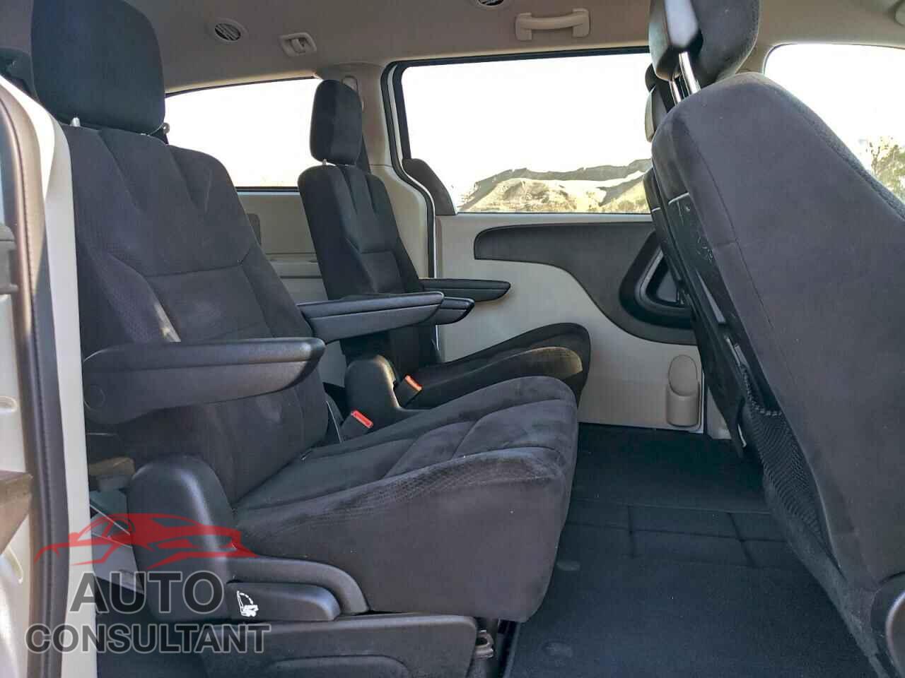 DODGE CARAVAN 2015 - 2C4RDGBG9FR559415
