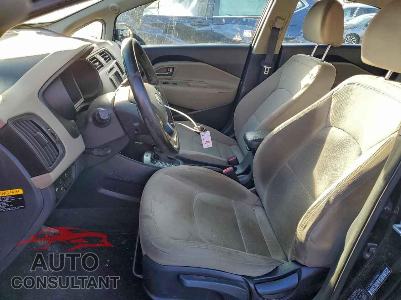 KIA RIO 2014 - KNADN5A37E6376527