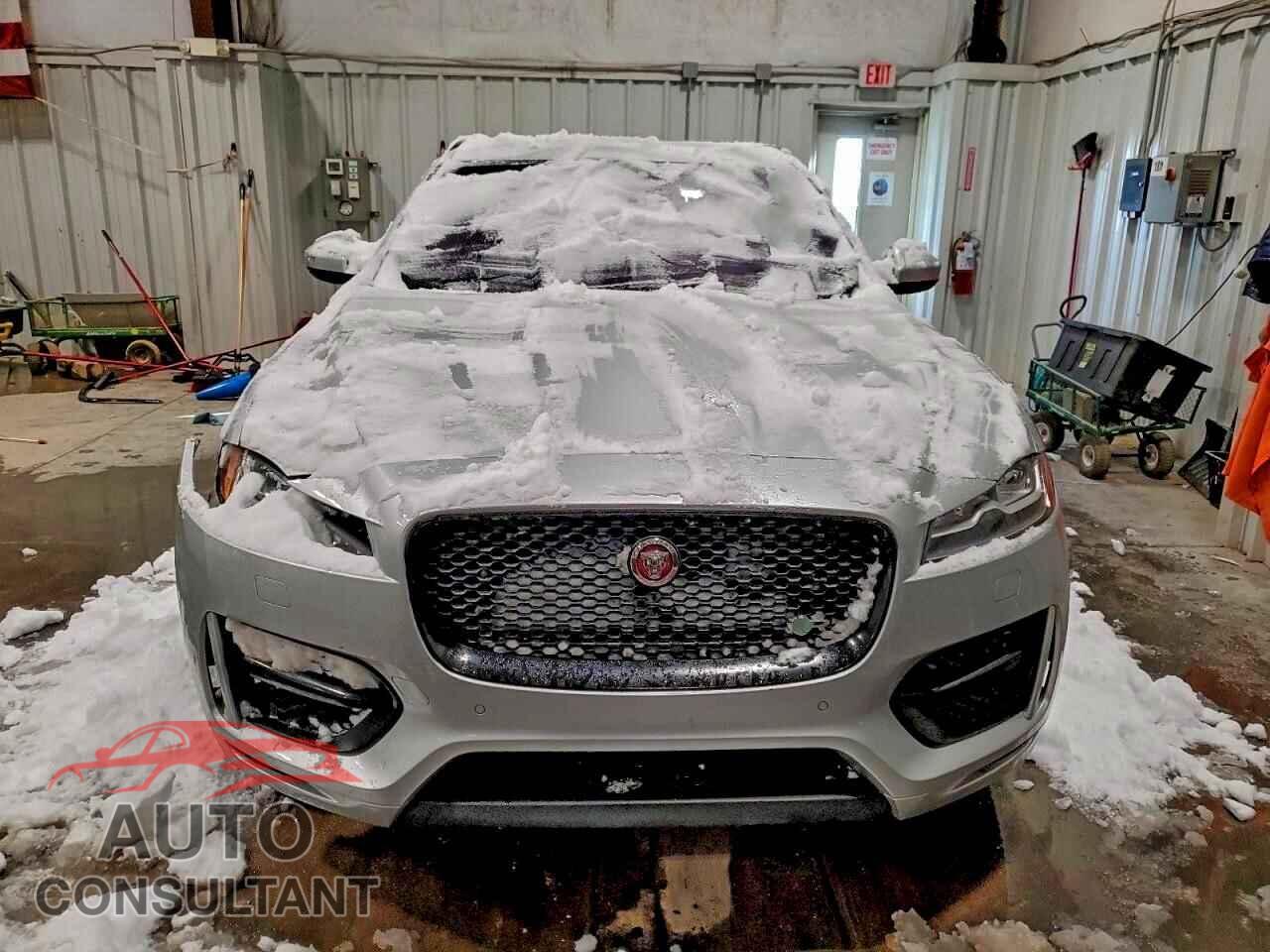 JAGUAR F-PACE 2017 - SADCL2BVXHA493544