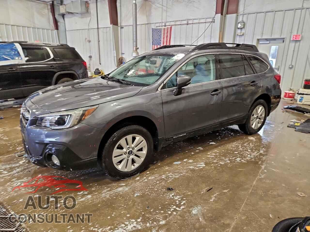 SUBARU OUTBACK 2018 - 4S4BSAFC3J3211084