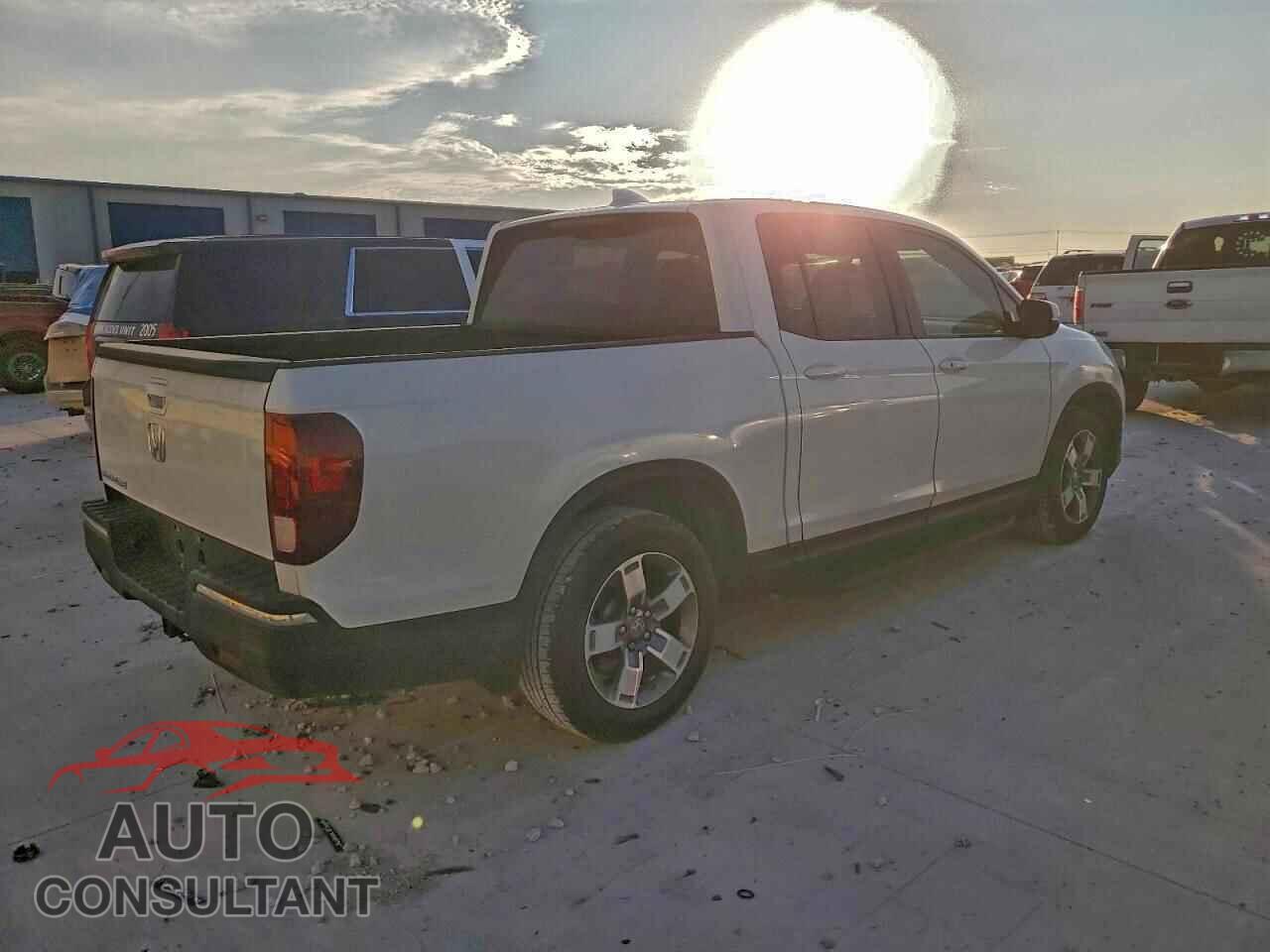HONDA RIDGELINE 2018 - 5FPYK2F16JB002872