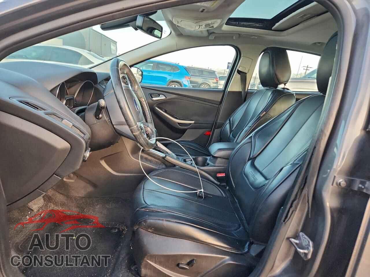FORD FOCUS 2012 - 1FAHP3H2XCL333062