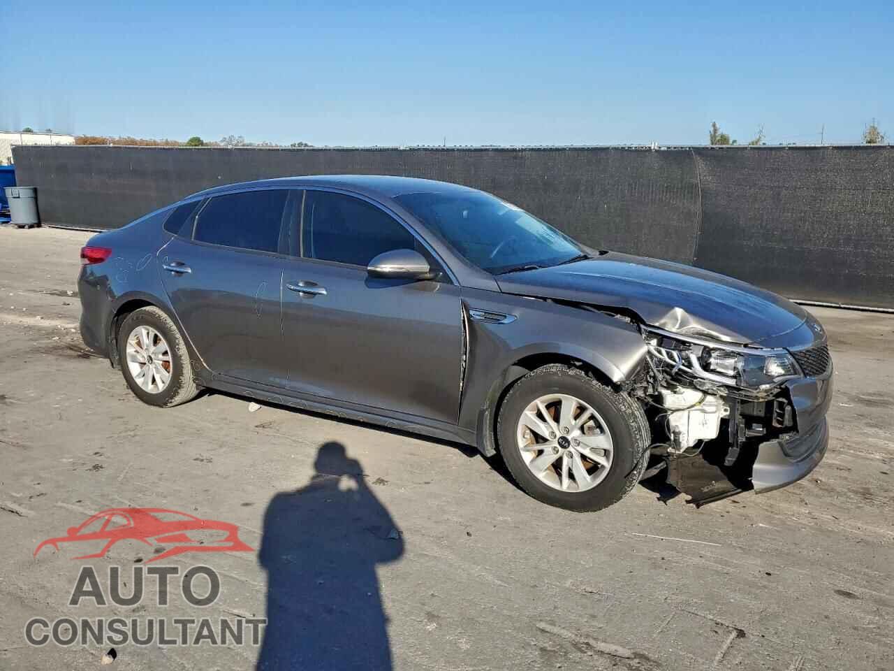 KIA OPTIMA 2017 - 5XXGT4L39HG129013