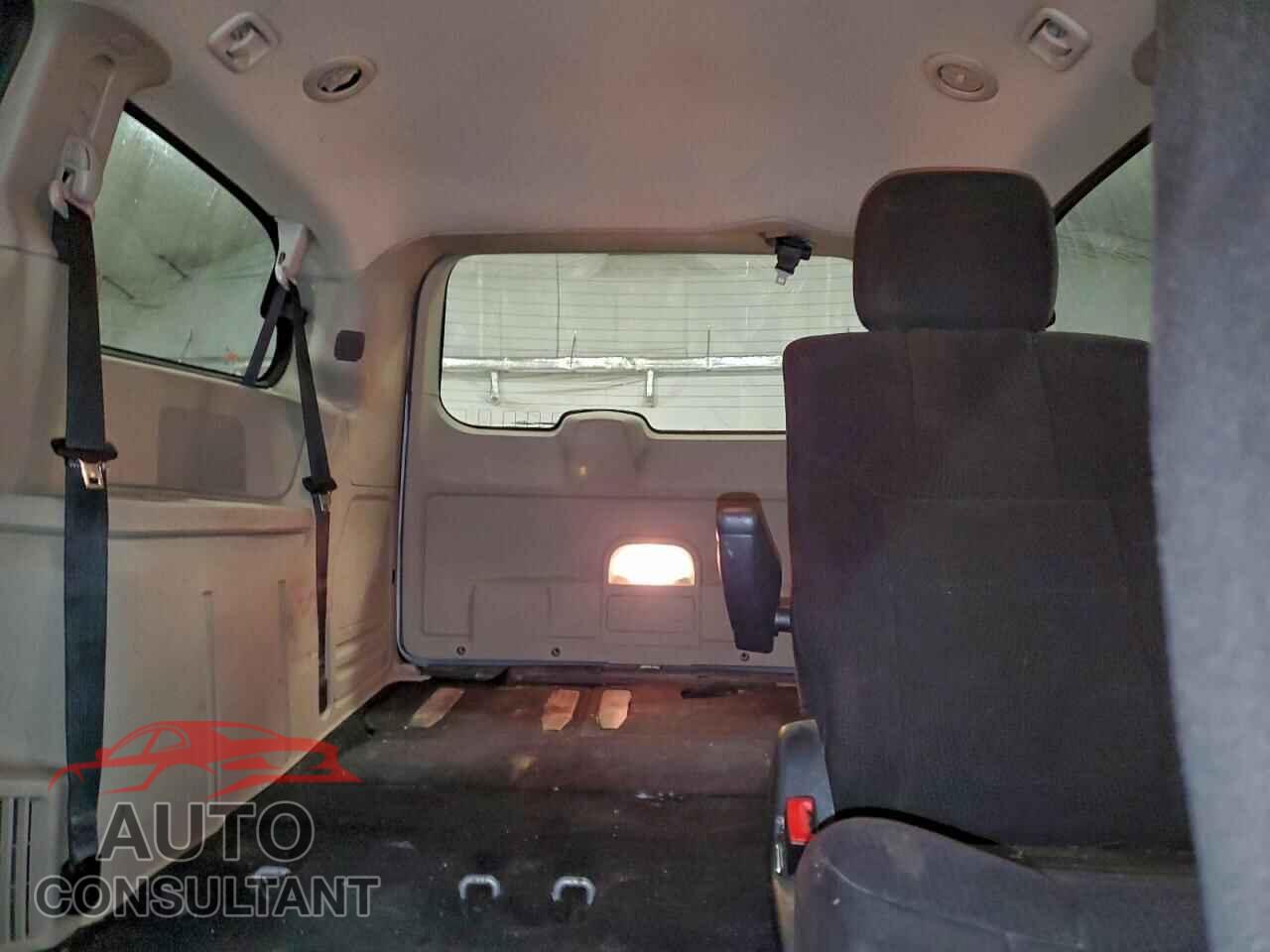 DODGE CARAVAN 2011 - 2D4RN3DG5BR639018