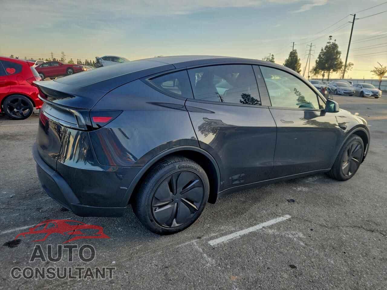 TESLA MODEL Y 2026 - 7SAYGDEDXTF536884