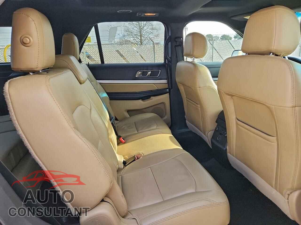 FORD EXPLORER 2017 - 1FM5K8DH5HGA65729