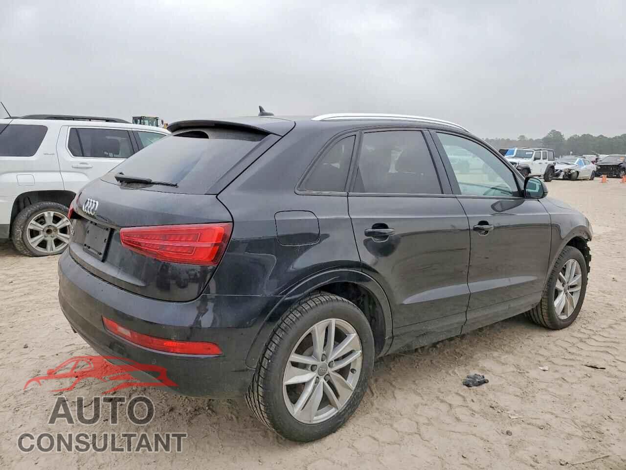 AUDI Q3 2017 - WA1BCCFS1HR007728