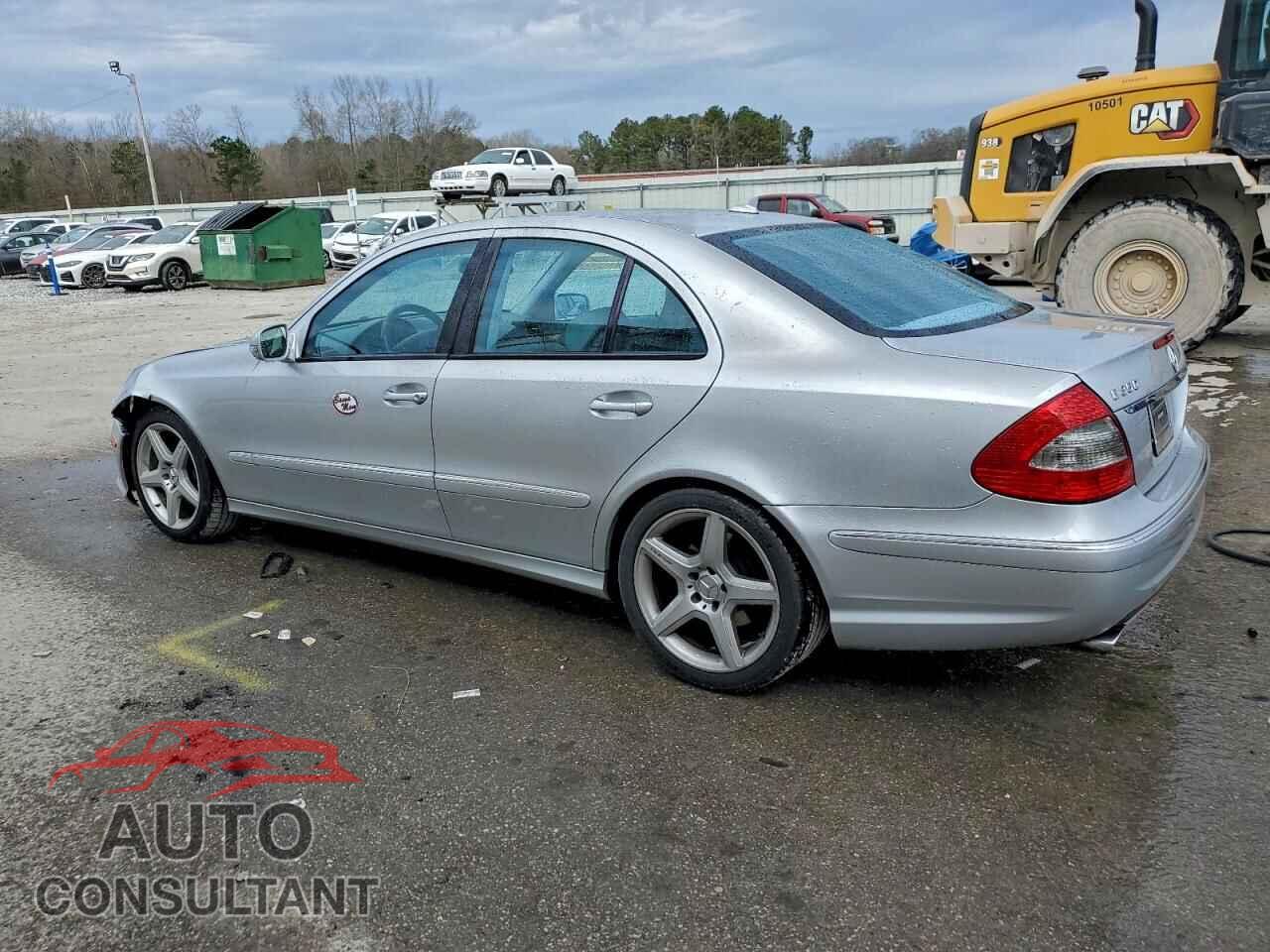 MERCEDES-BENZ E-CLASS 2009 - WDBUF56X99B386032