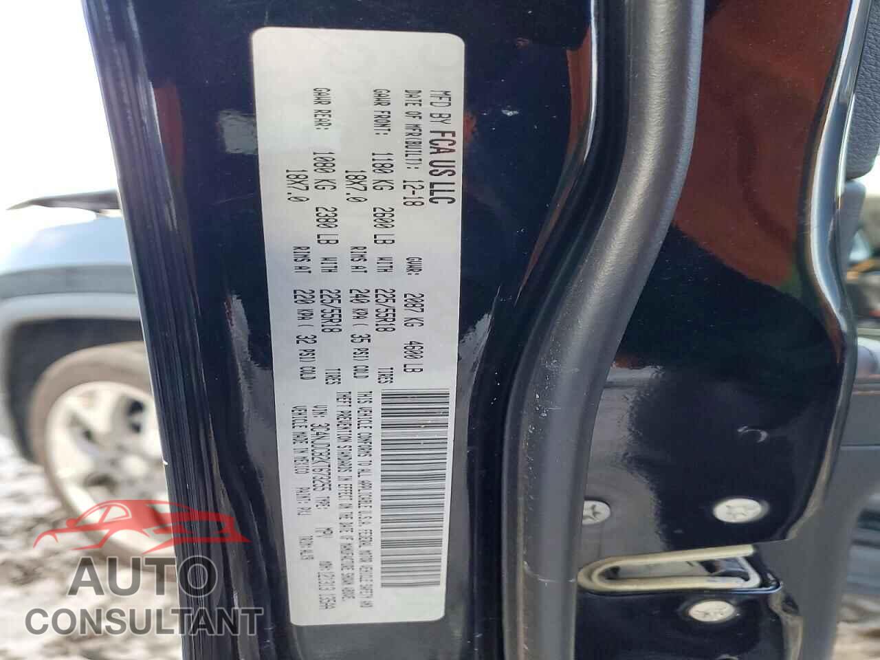 JEEP COMPASS 2019 - 3C4NJDCB2KT673255