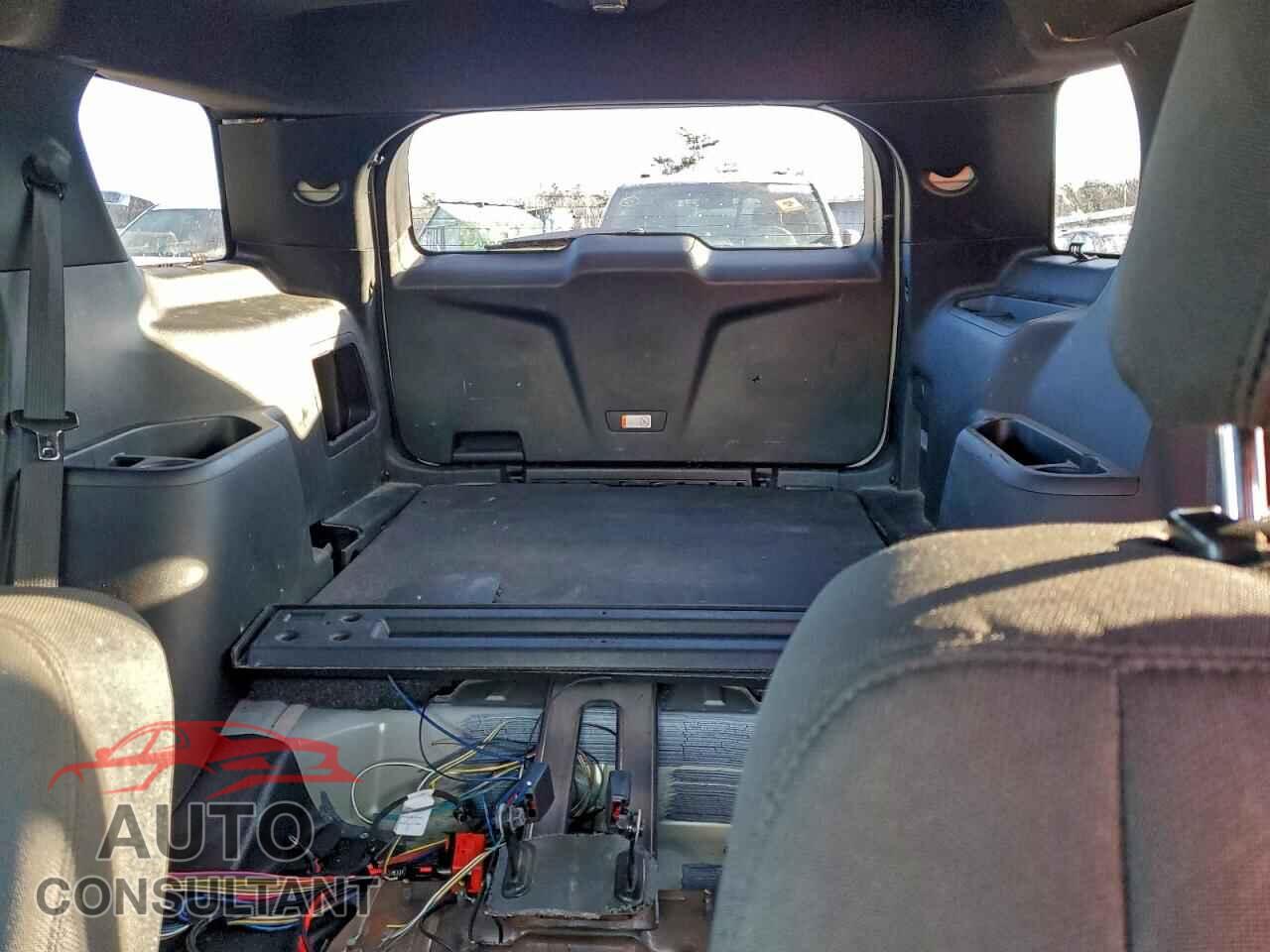 FORD EXPLORER 2018 - 1FM5K8AR7JGB92226