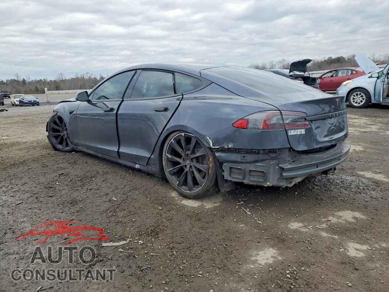 TESLA MODEL S 2017 - 5YJSA1E21HF232187