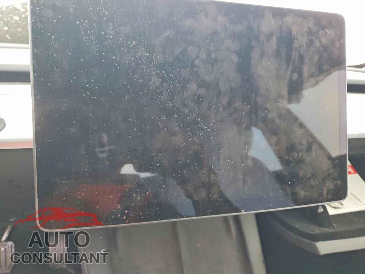 TESLA MODEL 3 2023 - 5YJ3E1EA4PF670068