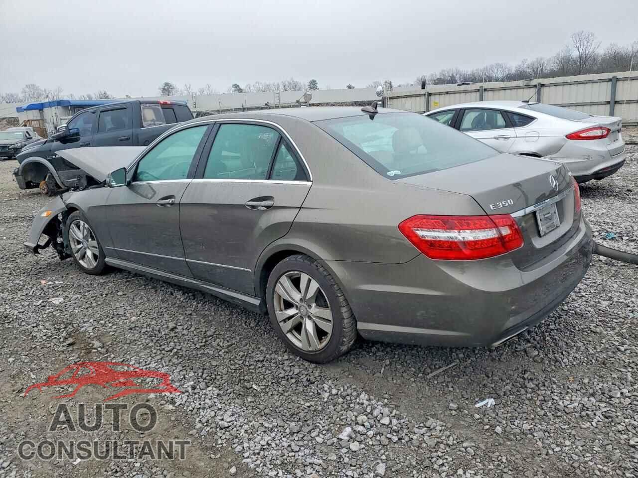 MERCEDES-BENZ E-CLASS 2011 - WDDHF8HB3BA390147