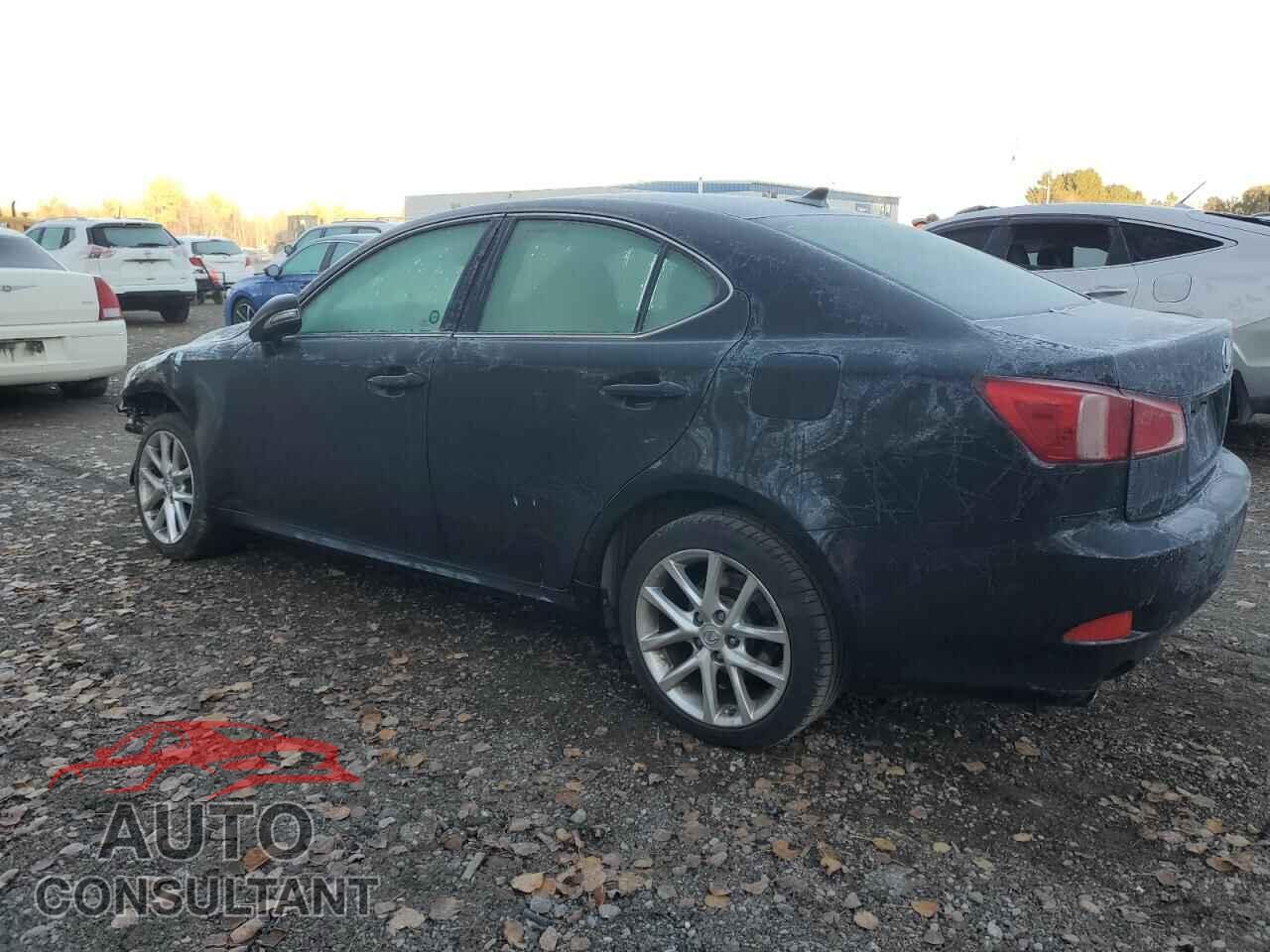 LEXUS IS 2011 - JTHCF5C21B2035173