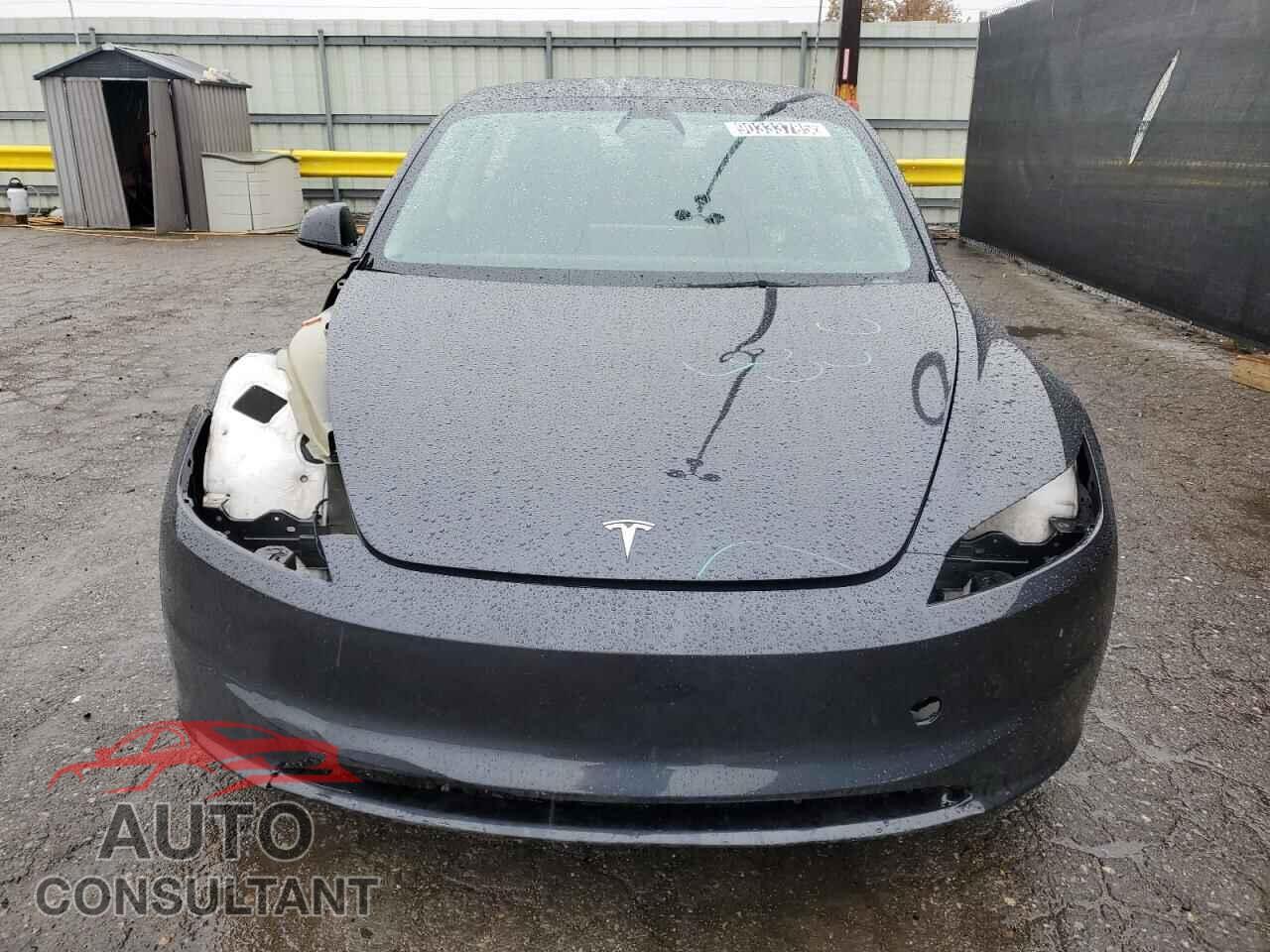 TESLA MODEL 3 2024 - 5YJ3E1EB1RF721327
