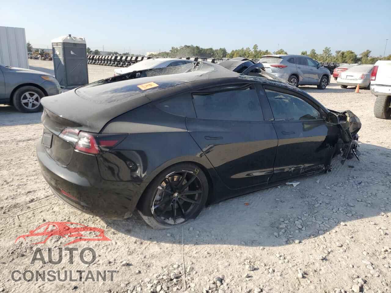 TESLA MODEL 3 2021 - 5YJ3E1EA2MF853836