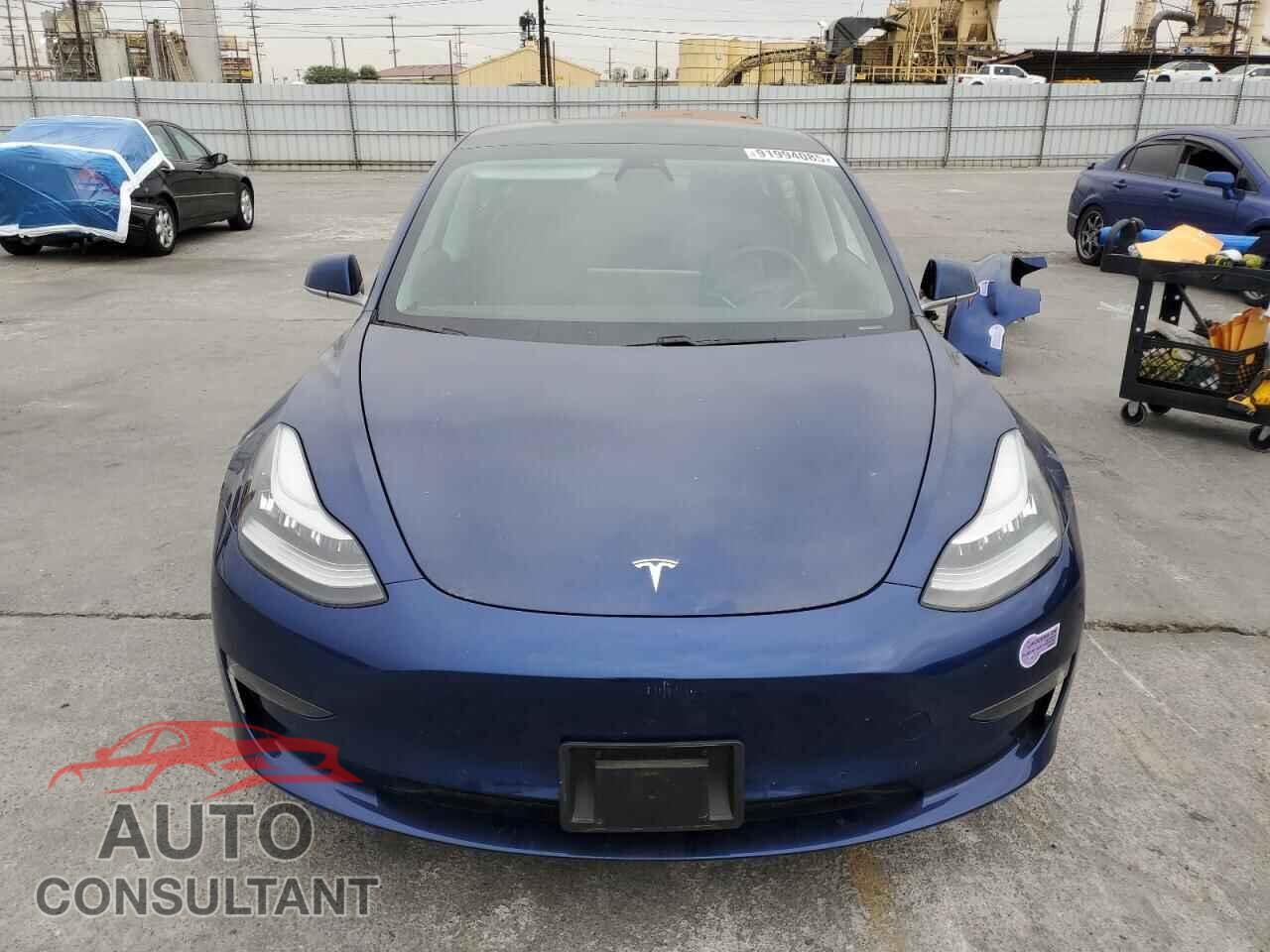 TESLA MODEL 3 2019 - 5YJ3E1EA3KF476155