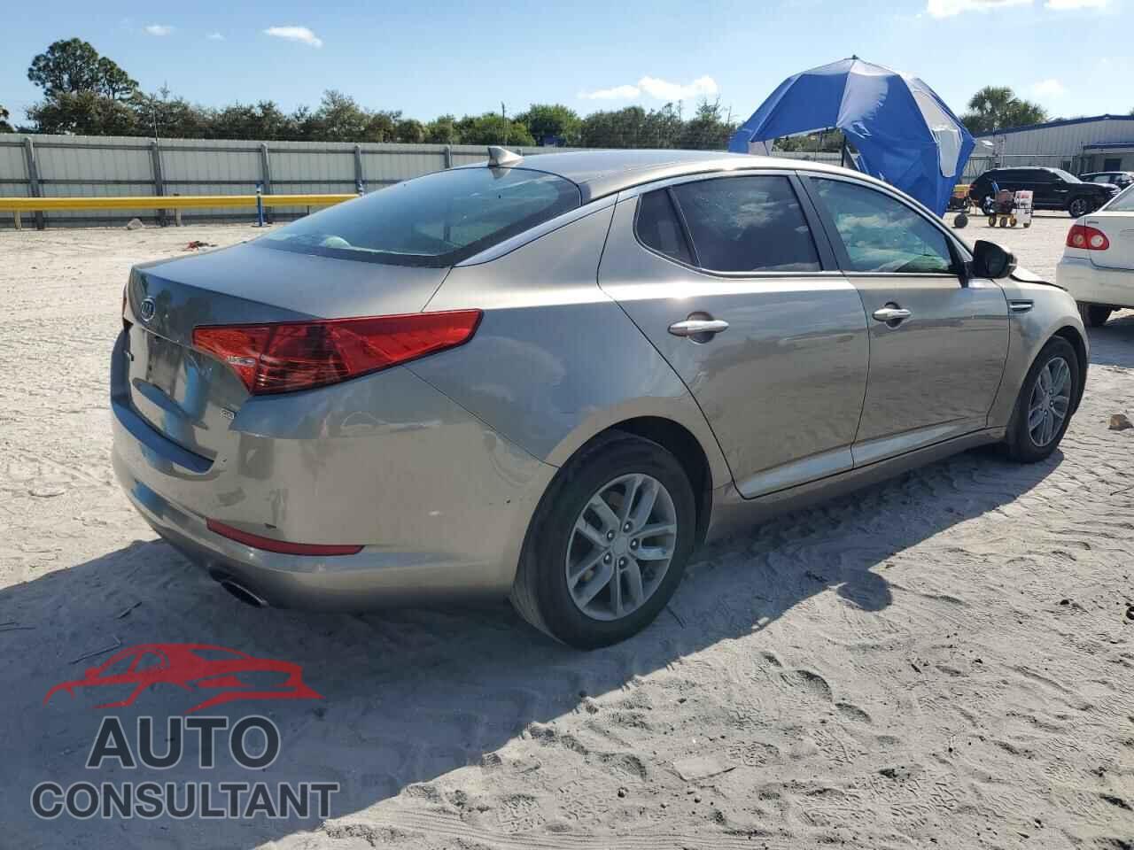 KIA OPTIMA 2012 - 5XXGM4A70CG052575