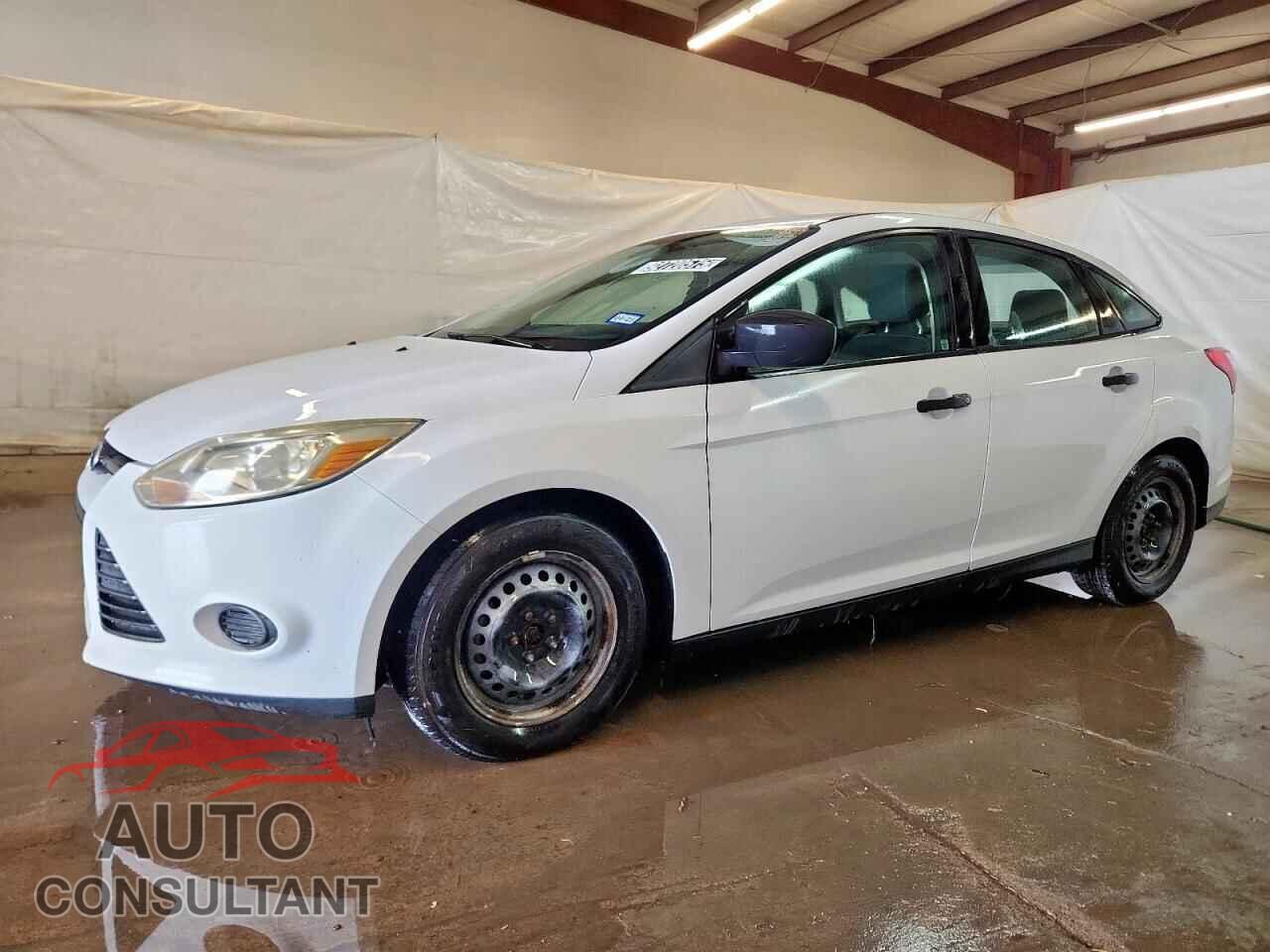 FORD FOCUS 2013 - 1FADP3E2XDL295742
