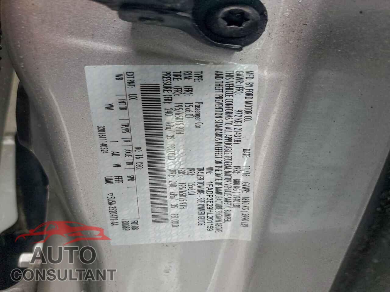 FORD FOCUS 2017 - 1FADP3E29HL201159
