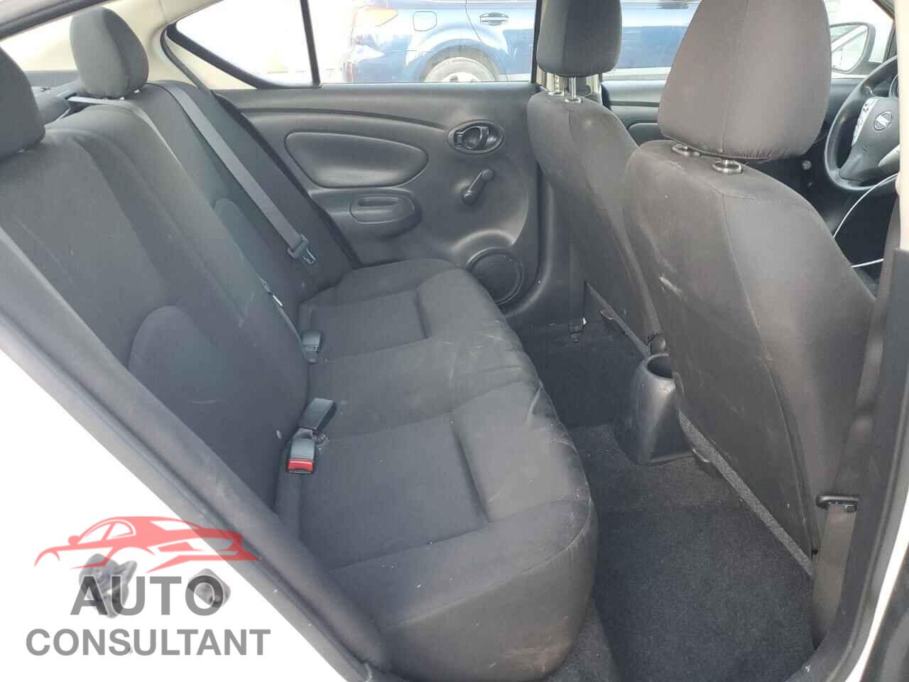 NISSAN VERSA 2019 - 3N1CN7AP3KL823842