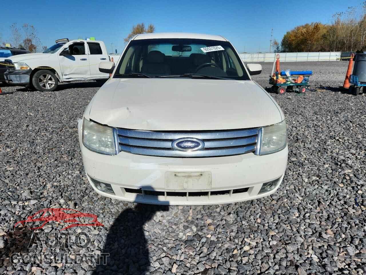 FORD TAURUS 2009 - 1FAHP24W49G123318