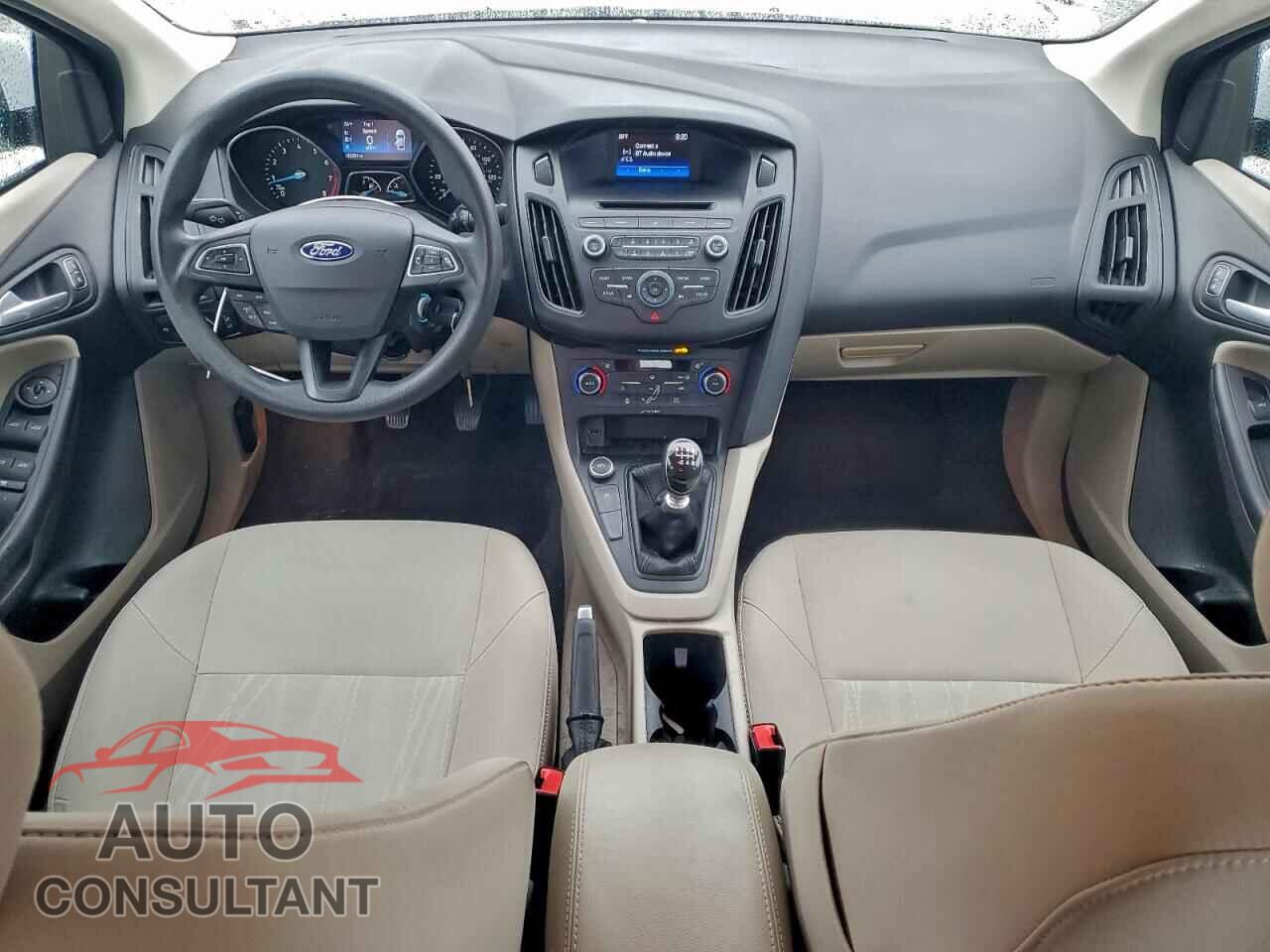 FORD FOCUS 2017 - 1FADP3FE7HL236582