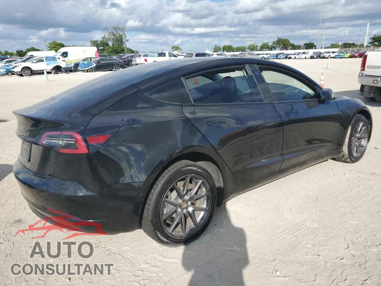 TESLA MODEL 3 2021 - 5YJ3E1EA6MF090378