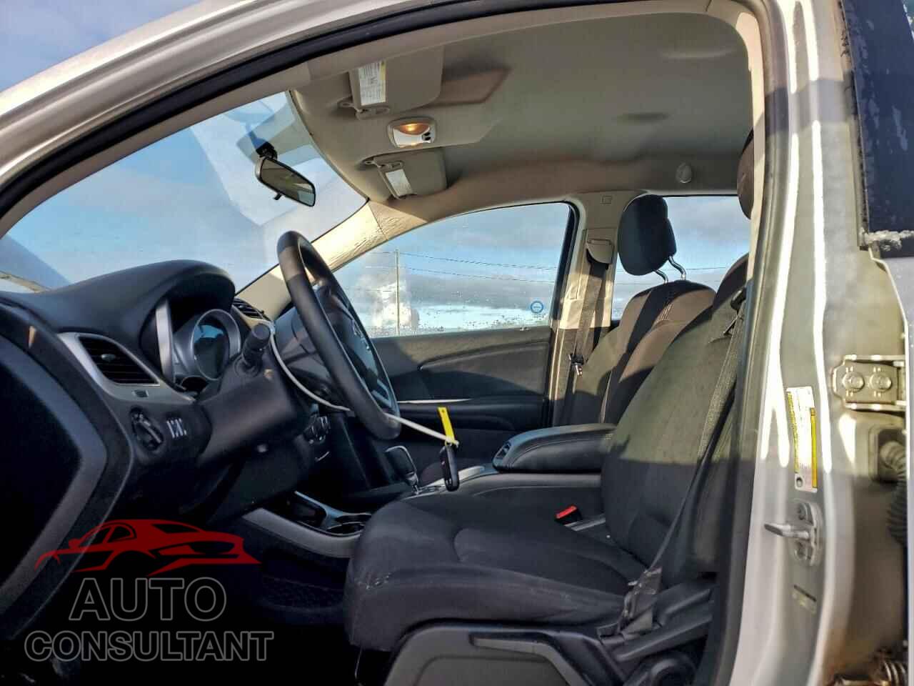 DODGE JOURNEY 2012 - 3C4PDCAB3CT174057