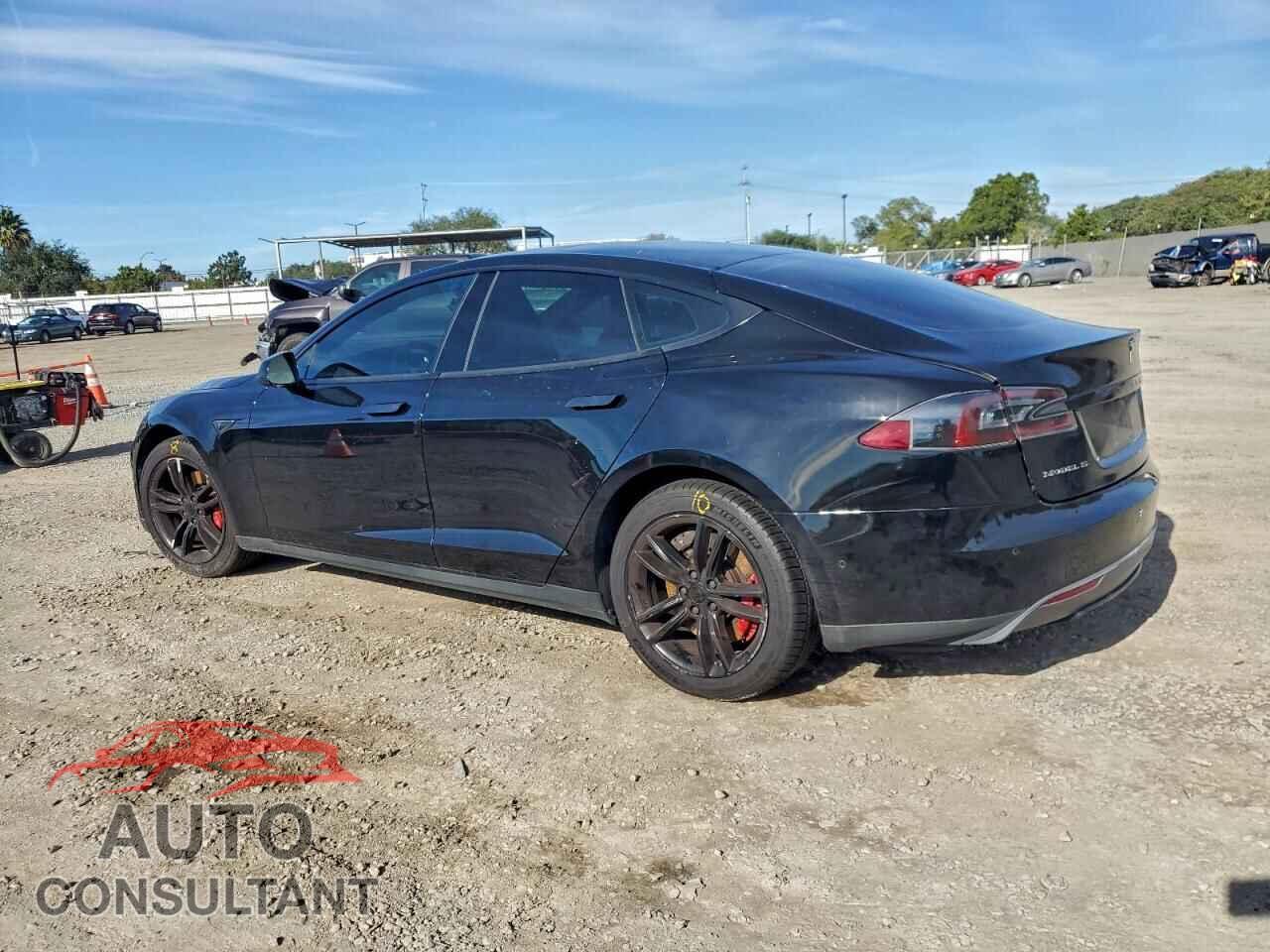 TESLA MODEL S 2014 - 5YJSA1H11EFP49505
