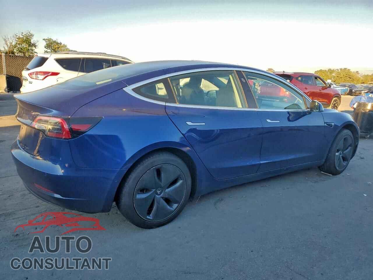 TESLA MODEL 3 2019 - 5YJ3E1EA4KF401092