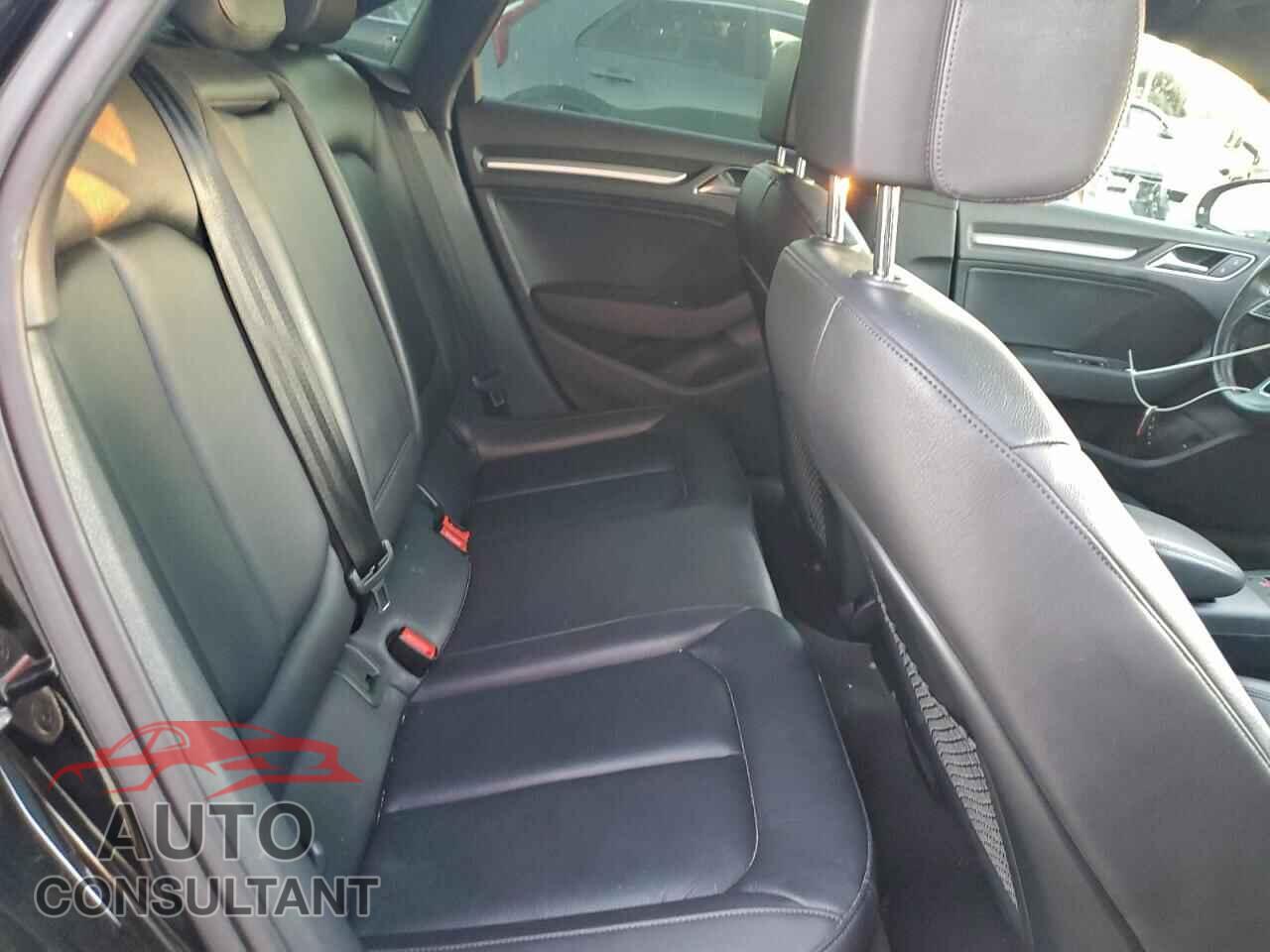 AUDI A3 2018 - WAUAUGFF3J1010429