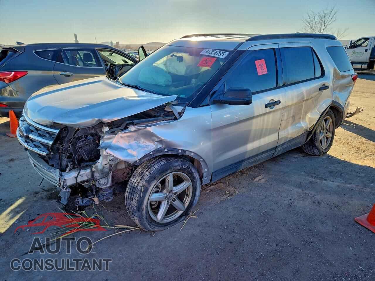 FORD EXPLORER 2018 - 1FM5K8B87JGB31092