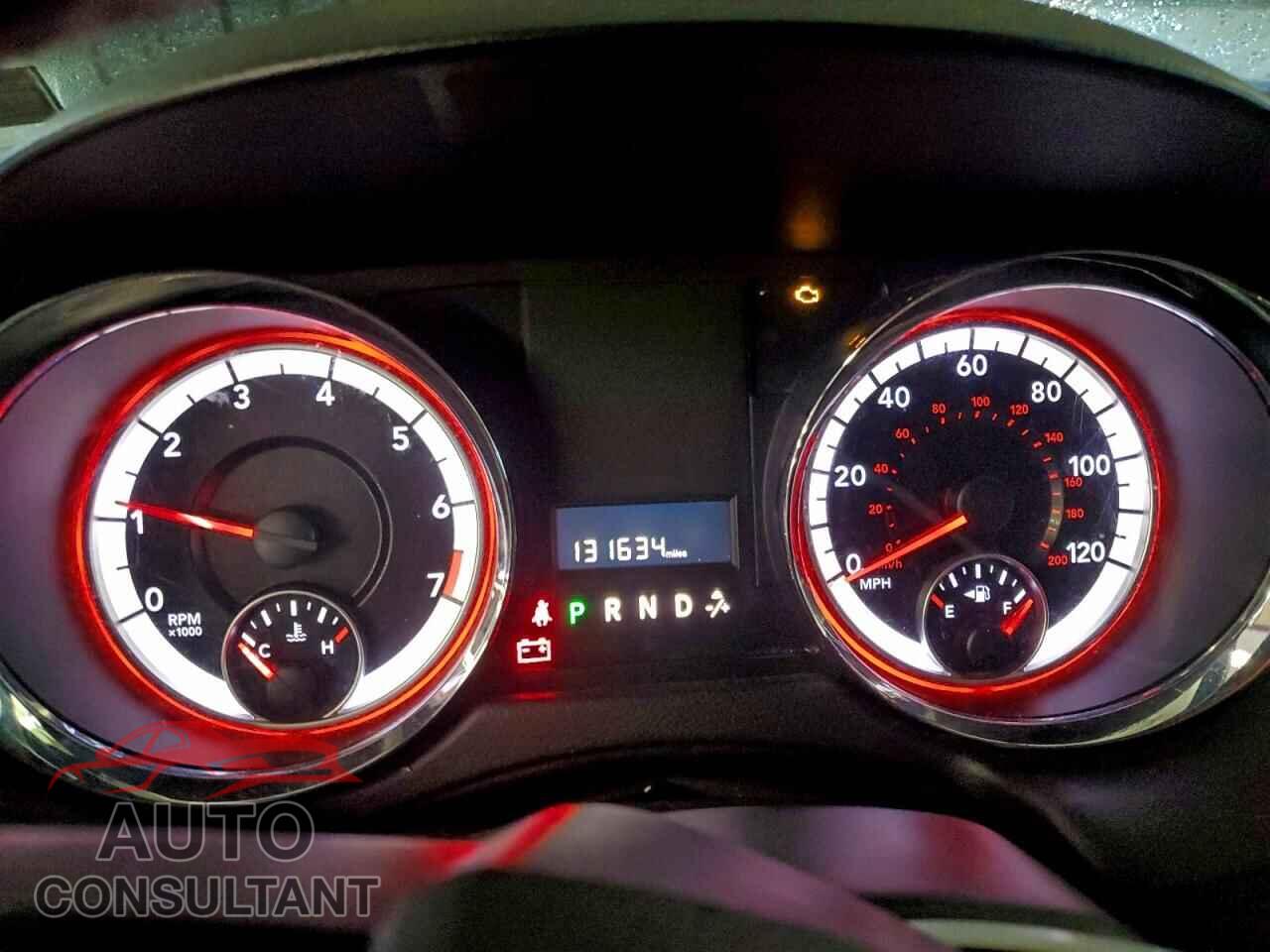 DODGE CARAVAN 2015 - 2C4RDGBG9FR688934
