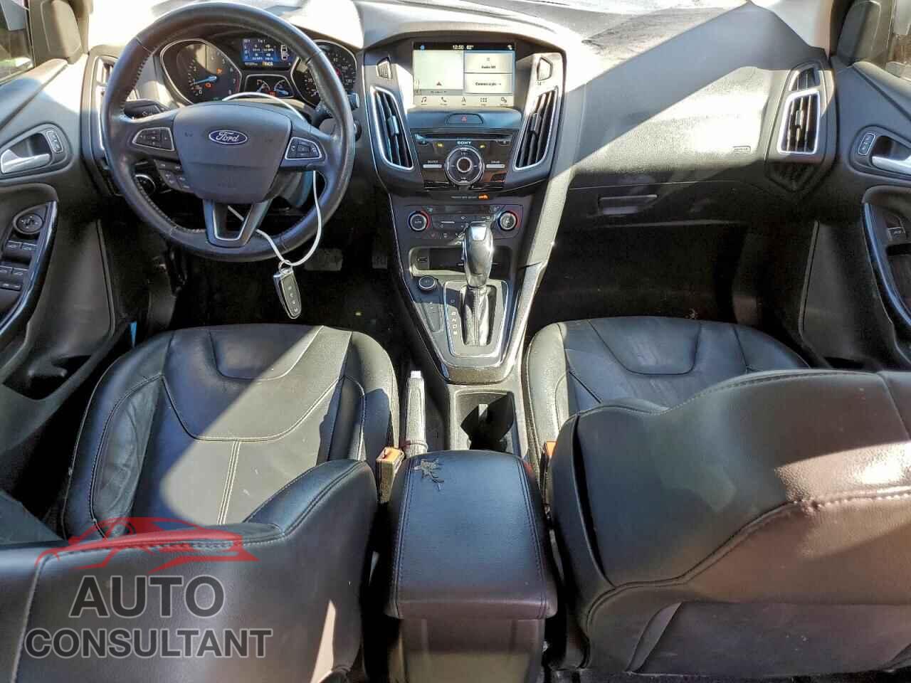FORD FOCUS 2017 - 1FADP3J20HL284065