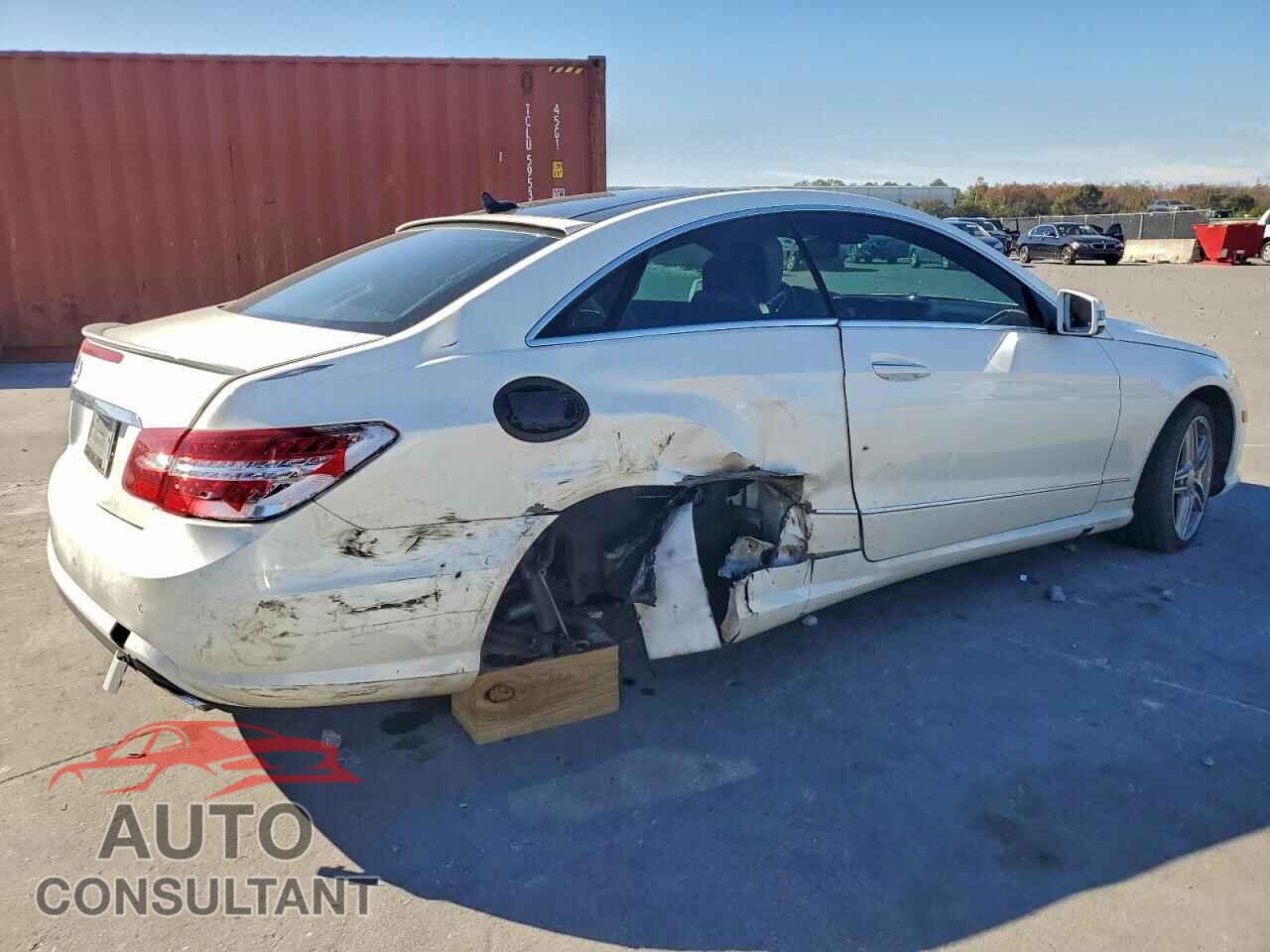 MERCEDES-BENZ E-CLASS 2013 - WDDKJ7DB0DF184181