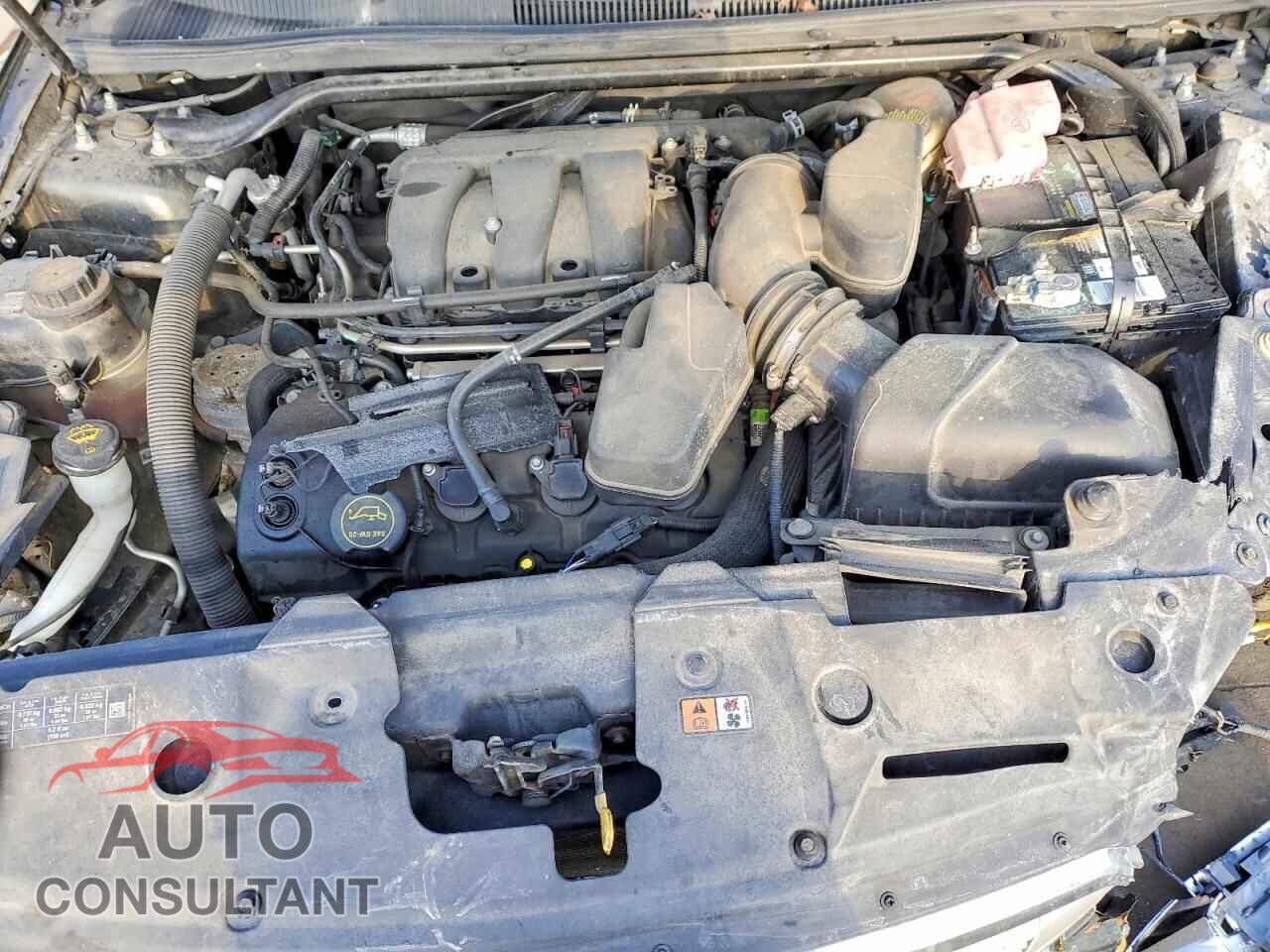 FORD TAURUS 2015 - 1FAHP2E81FG169510