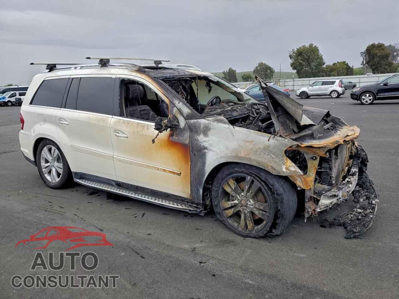 MERCEDES-BENZ GL-CLASS 2011 - 4JGBF7BE7BA679380
