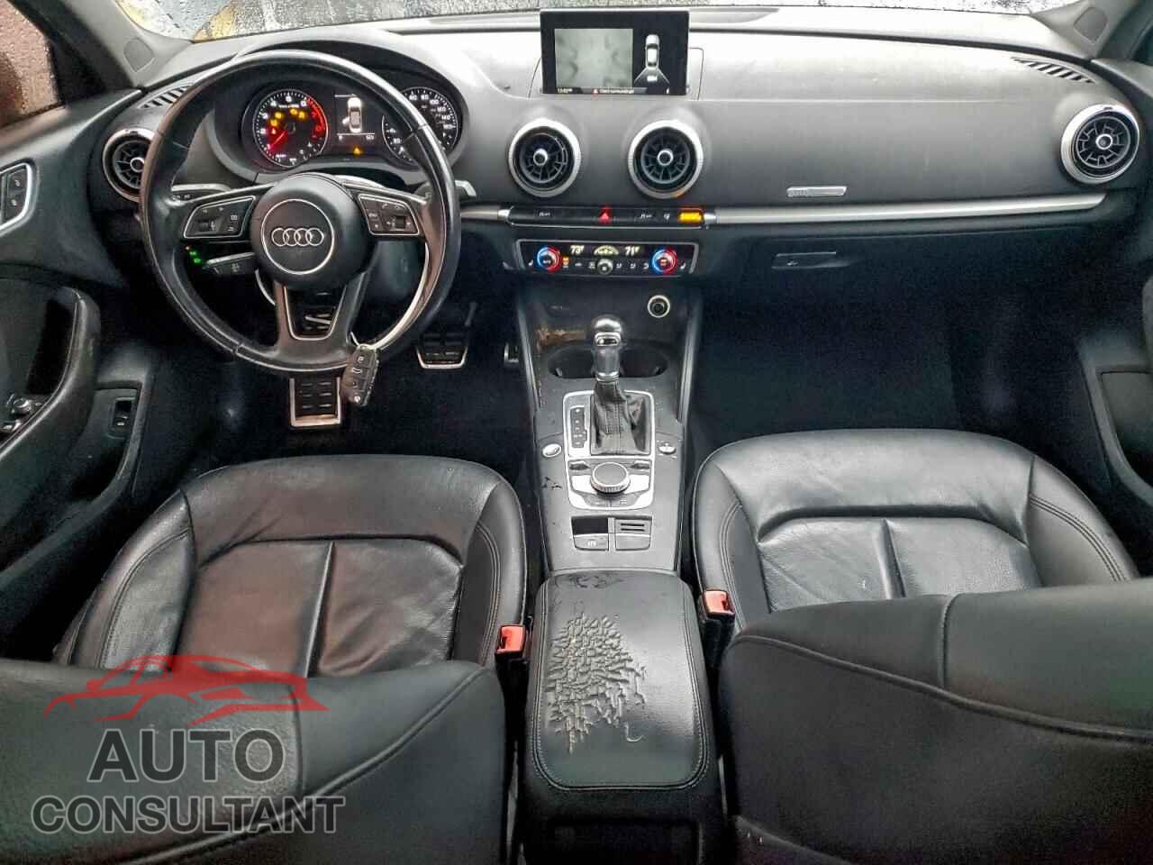 AUDI A3 2017 - WAUAUGFF6H1055844