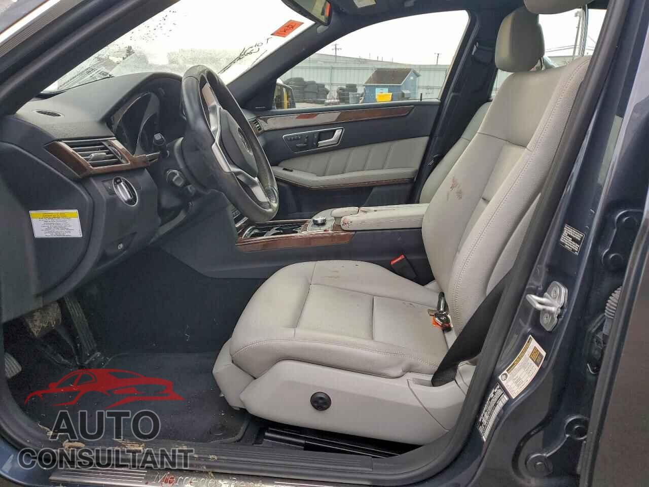 MERCEDES-BENZ E-CLASS 2013 - WDDHF8JB8DA690571