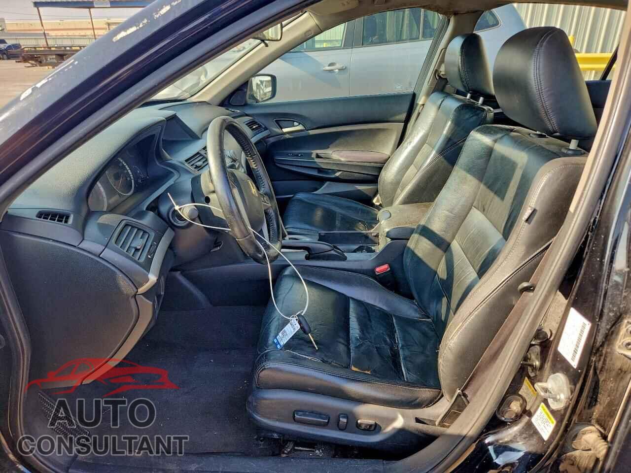 HONDA ACCORD 2011 - 1HGCP2F61BA016321