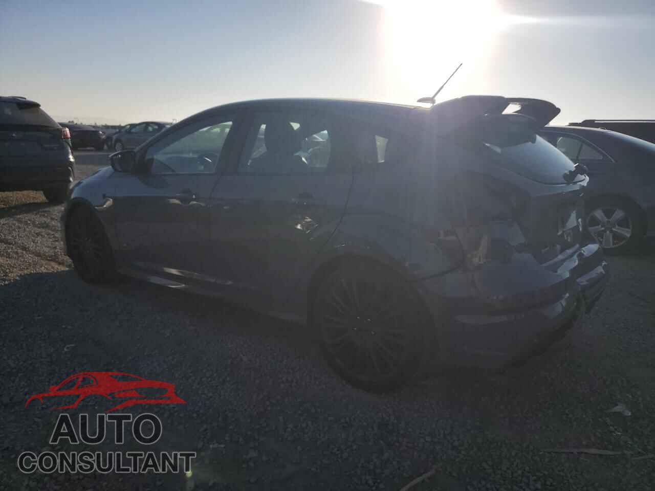 FORD FOCUS 2017 - WF0DP3TH8H4124888