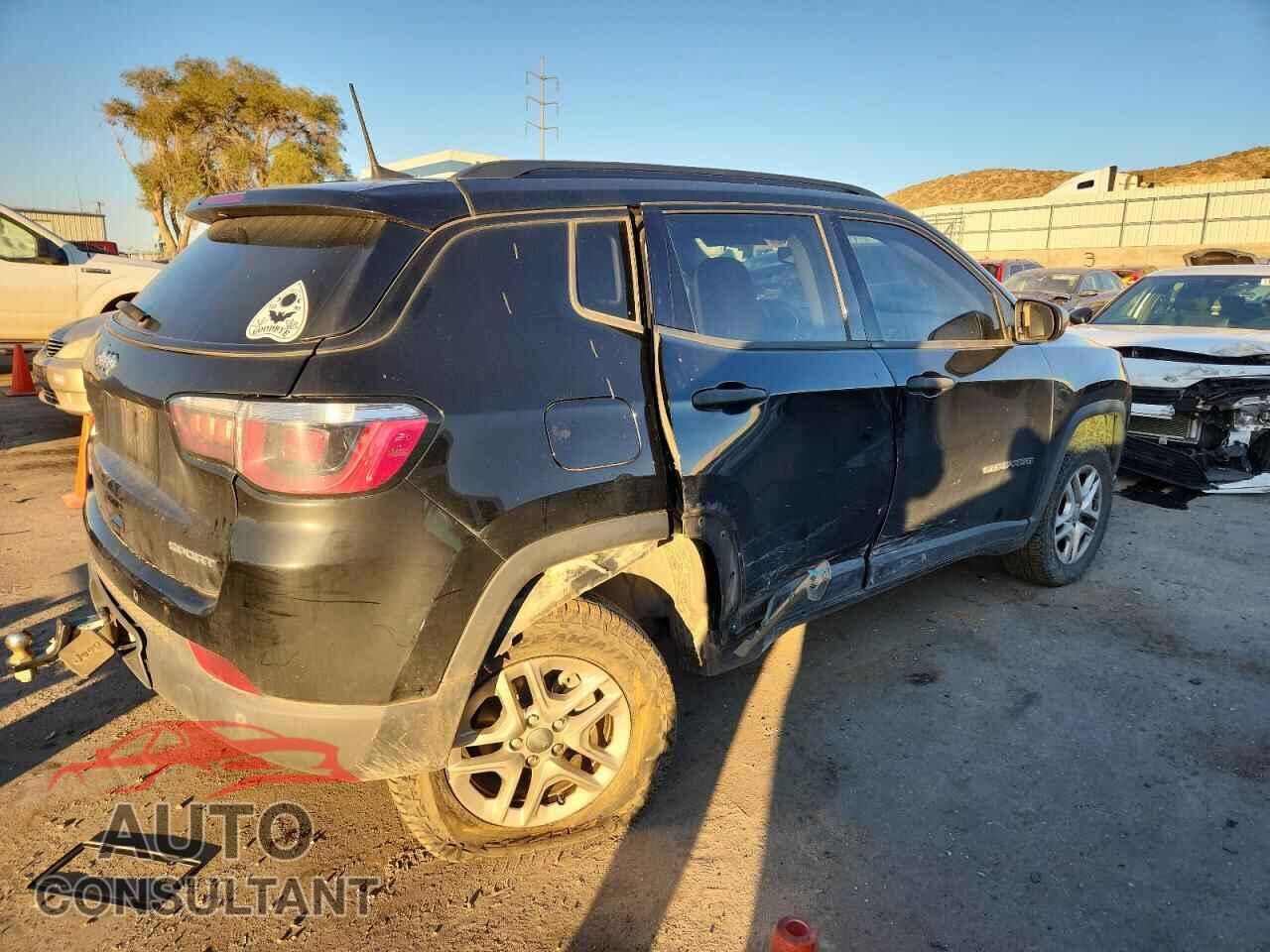 JEEP COMPASS 2018 - 3C4NJDAB2JT153638
