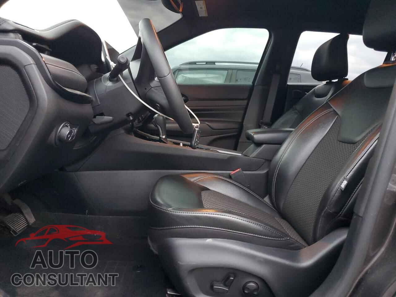 JEEP COMPASS 2023 - 3C4NJDBN3PT528308