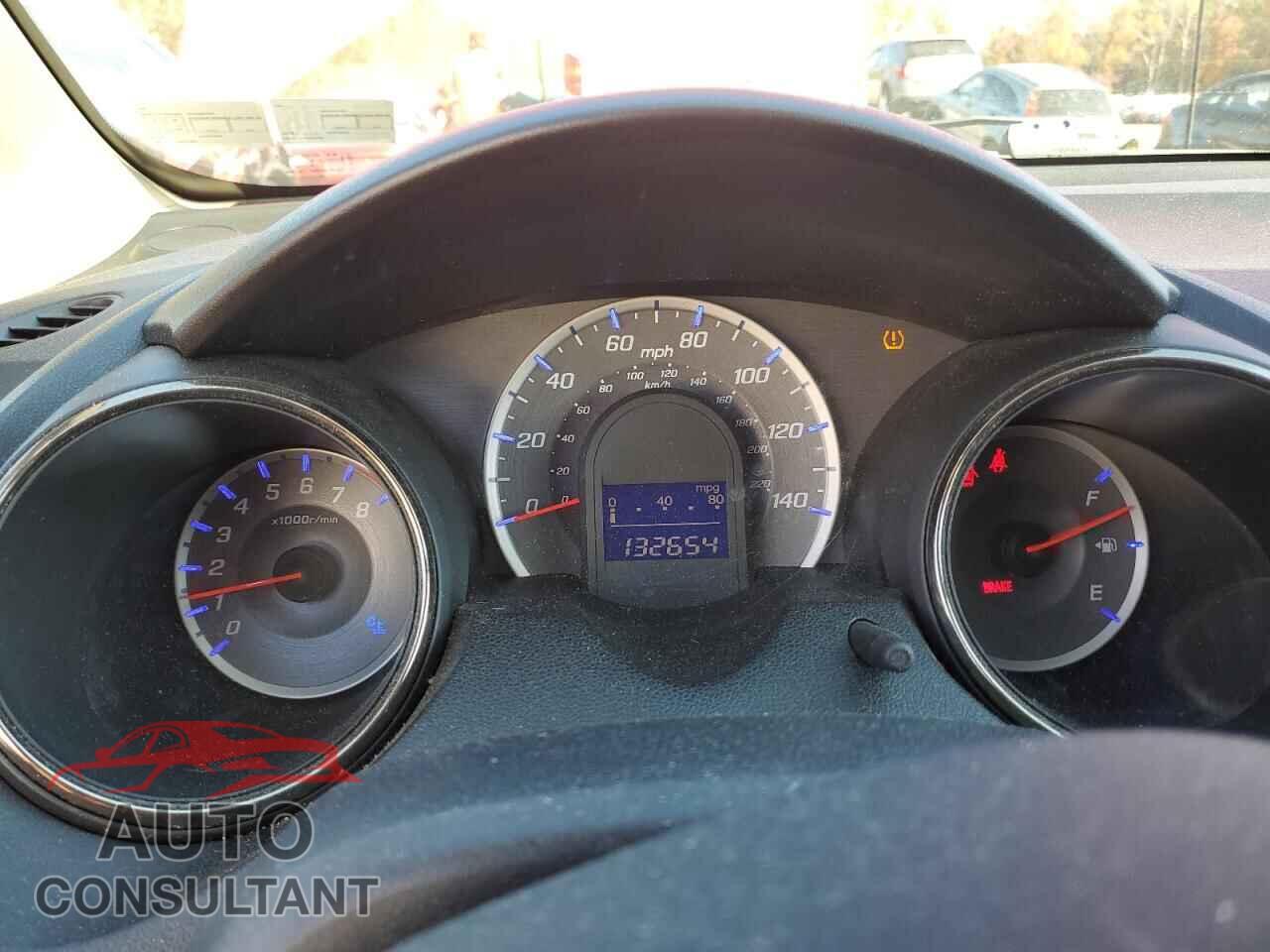 HONDA FIT 2012 - JHMGE8G58CS008564