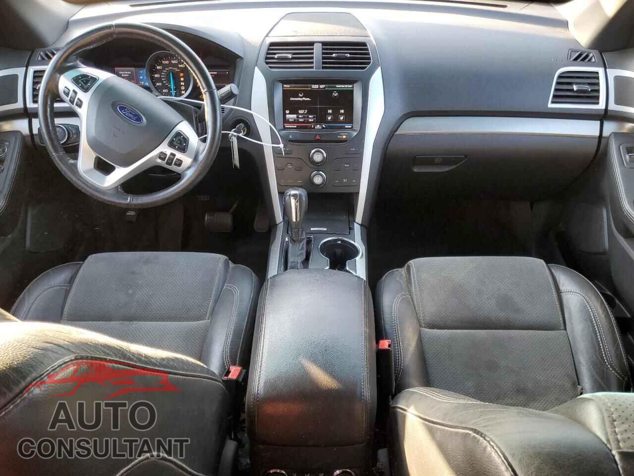 FORD EXPLORER 2015 - 1FM5K8D88FGA11077